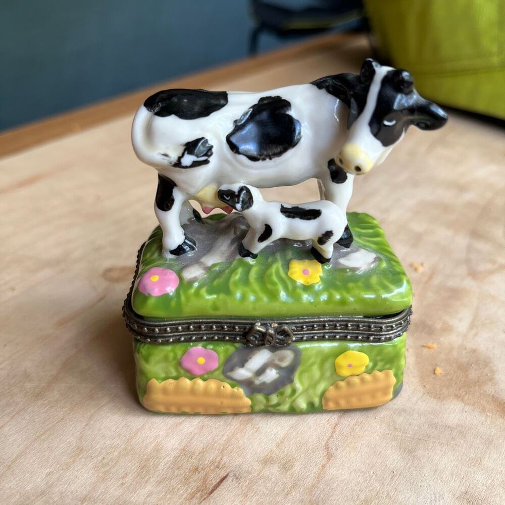 VTG Mama & Baby Cow Trinket Box Ceramic Farmhouse Jewelry Box